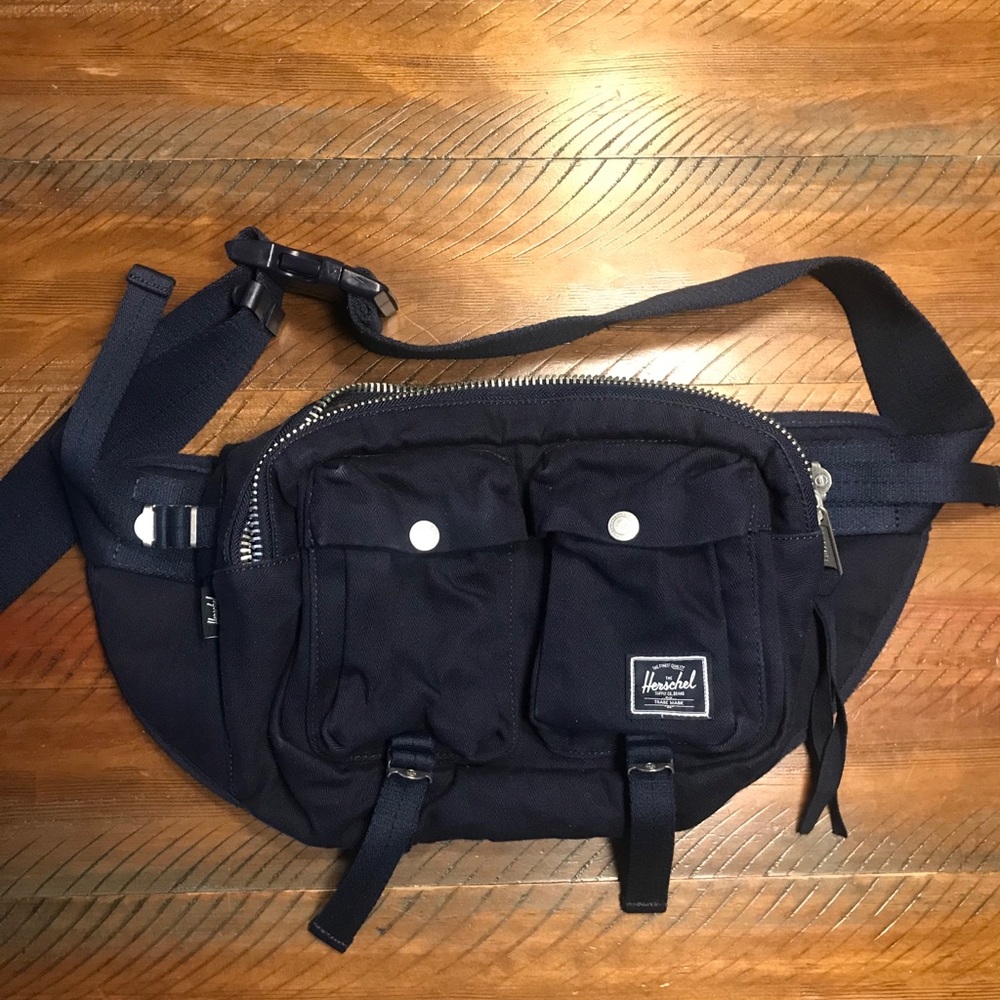 COPY - HERSHEL Fanny Pack